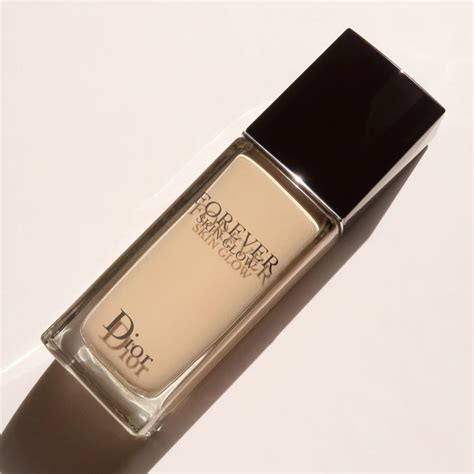 dior blotting powder|Dior forever skin glow foundation.